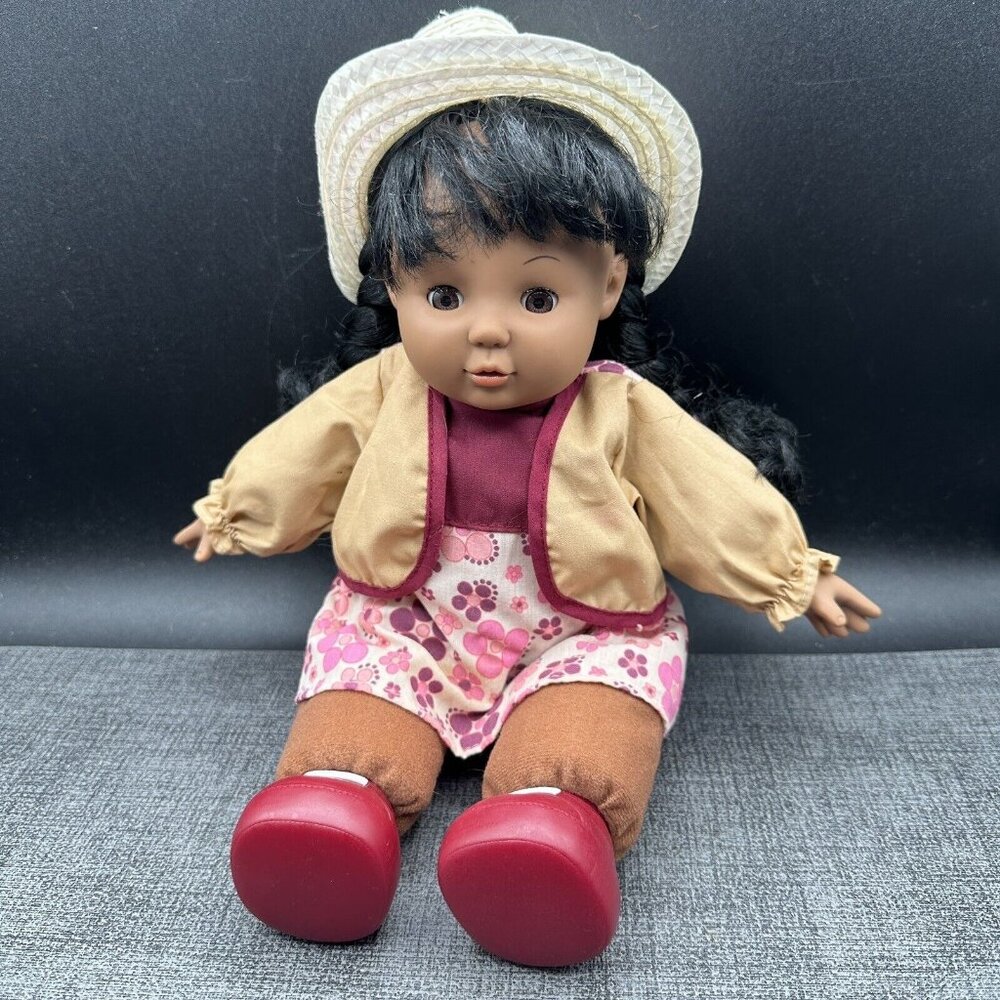 GI-GO Toys Girl Doll 12" Moving Eyelids w/Sound South American Vtg Cloth